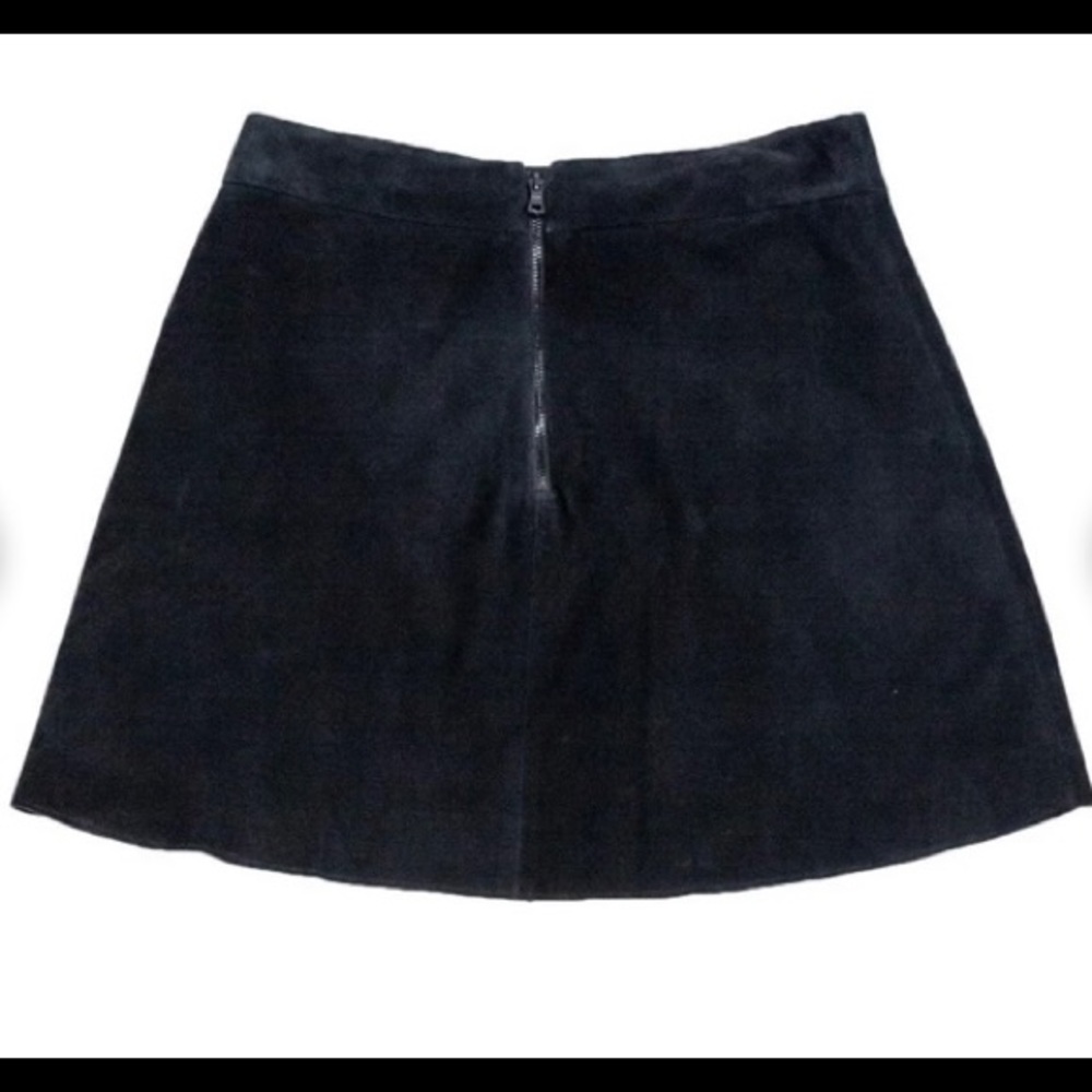 *SOLD*❤️Host Pick Alice + Olivia Suede Skirt NWT - Picture 4 of 9